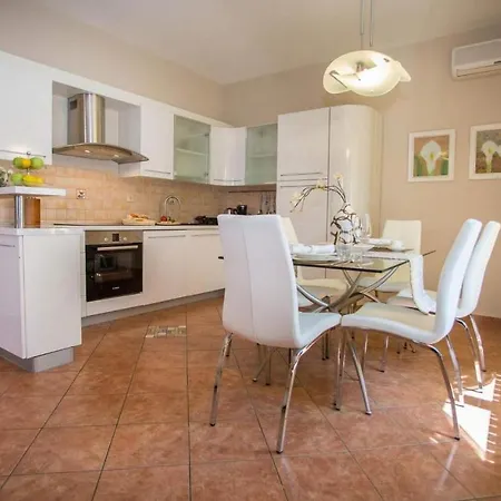 Sophia Apartment Porec