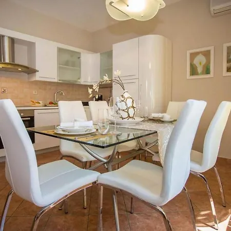 Sophia Apartment Porec